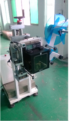 XRH-TBS-301實時打印貼標機 按需定制，賦能高效生產線